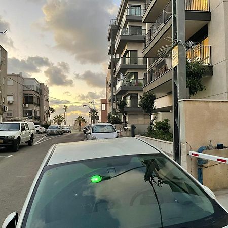 דירות חיפה Peaceful And Intimate By The Sea מראה חיצוני תמונה
